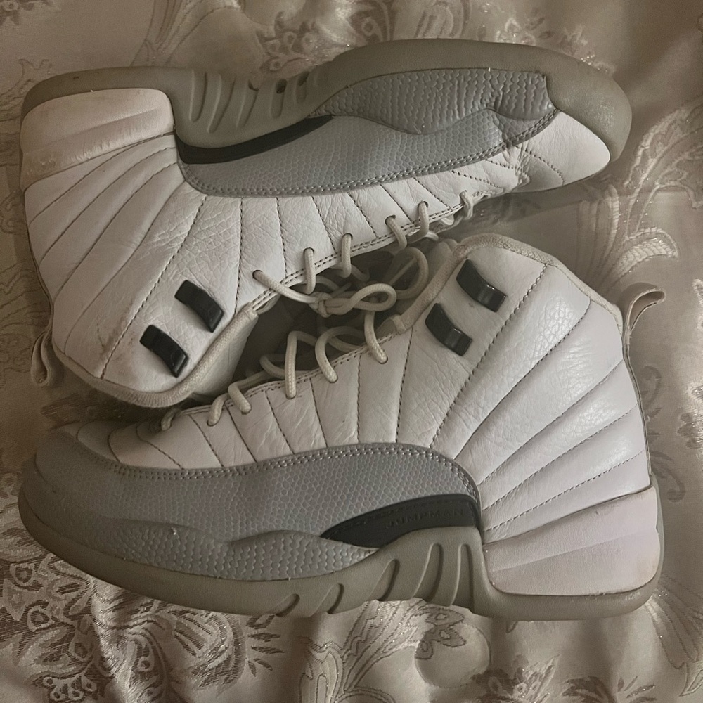 Jordan 12 Baron Wolf grey